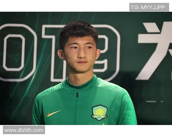 最没钱的足球明星背后的故事与奋斗历程揭秘